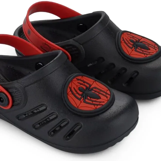 Grendene-Babuche-23370-BR953-MARVEL-READY-PretoVermelho-Plastico3