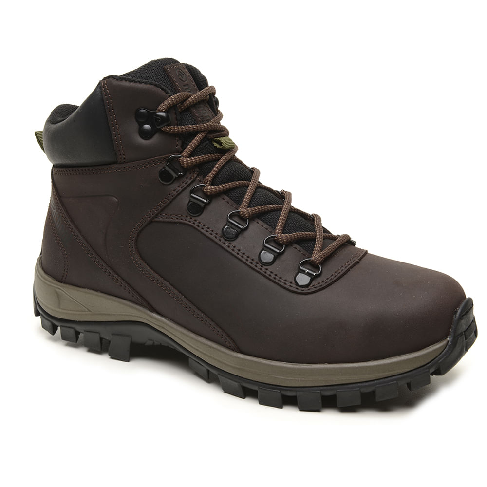 Bota Macboot Reseda Couro Masculino Café mostrando detalhes do cabedal e sola