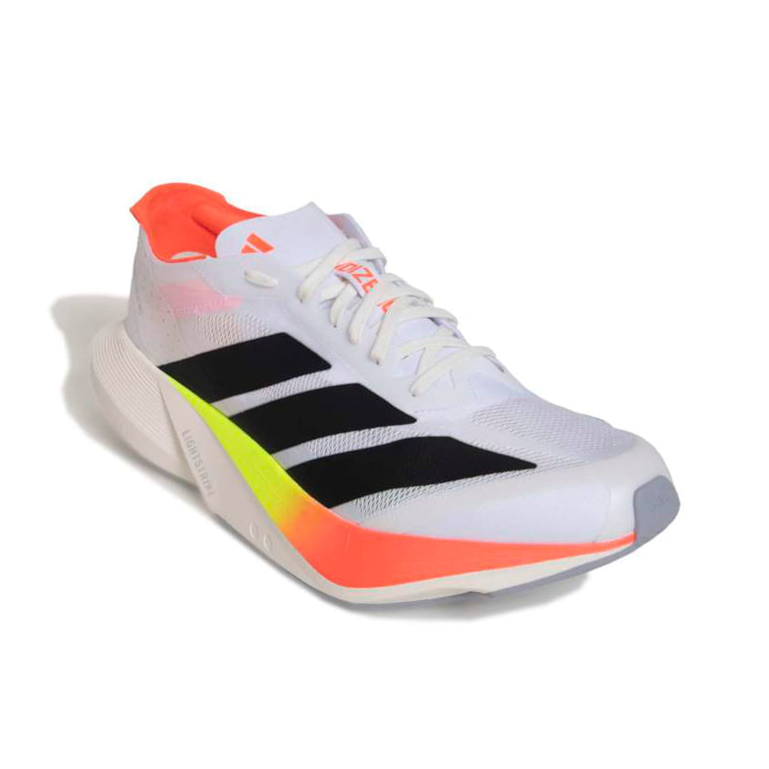 HP7051_6_FOOTWEAR_Photography_Front-Lateral-Top-View_white