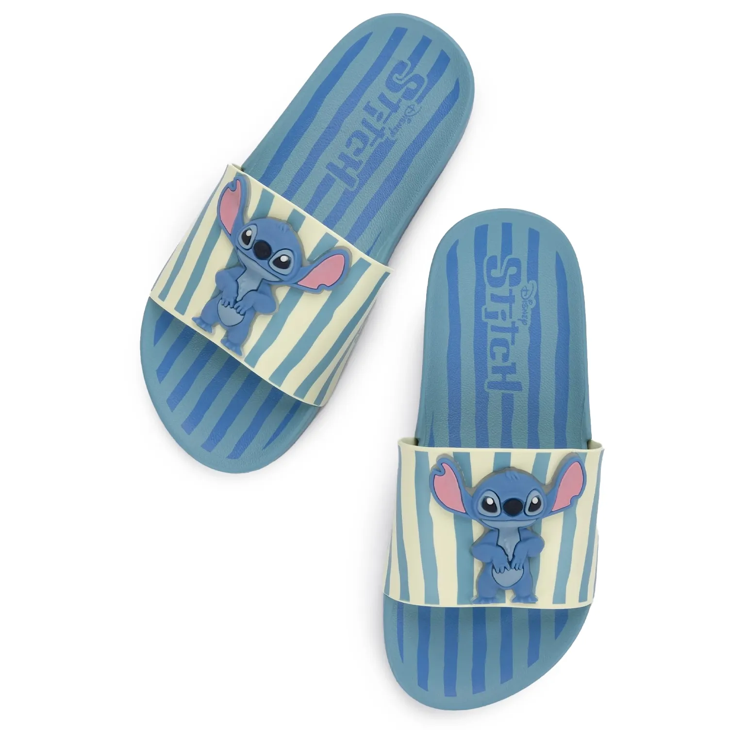 Chinelo infantil masculino Grendene azul com bege, destaque para o personagem Stitch na palmilha.