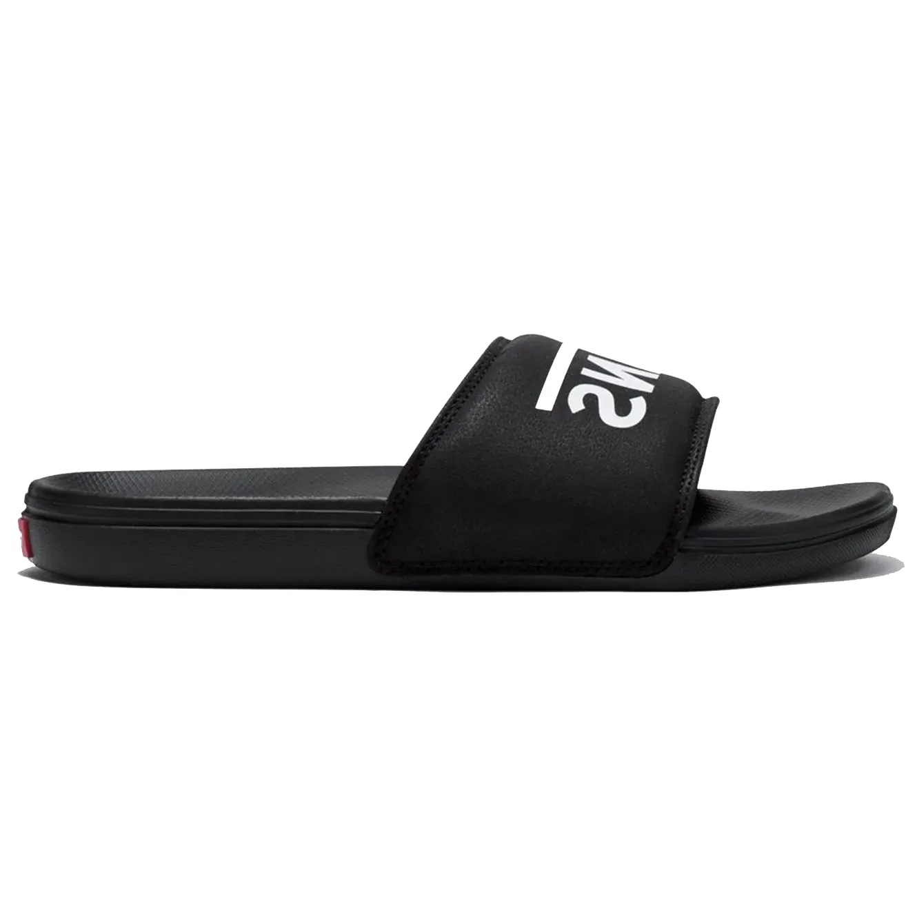 Chinelo slide masculino Vans preto com tira larga e logo branco, vista lateral