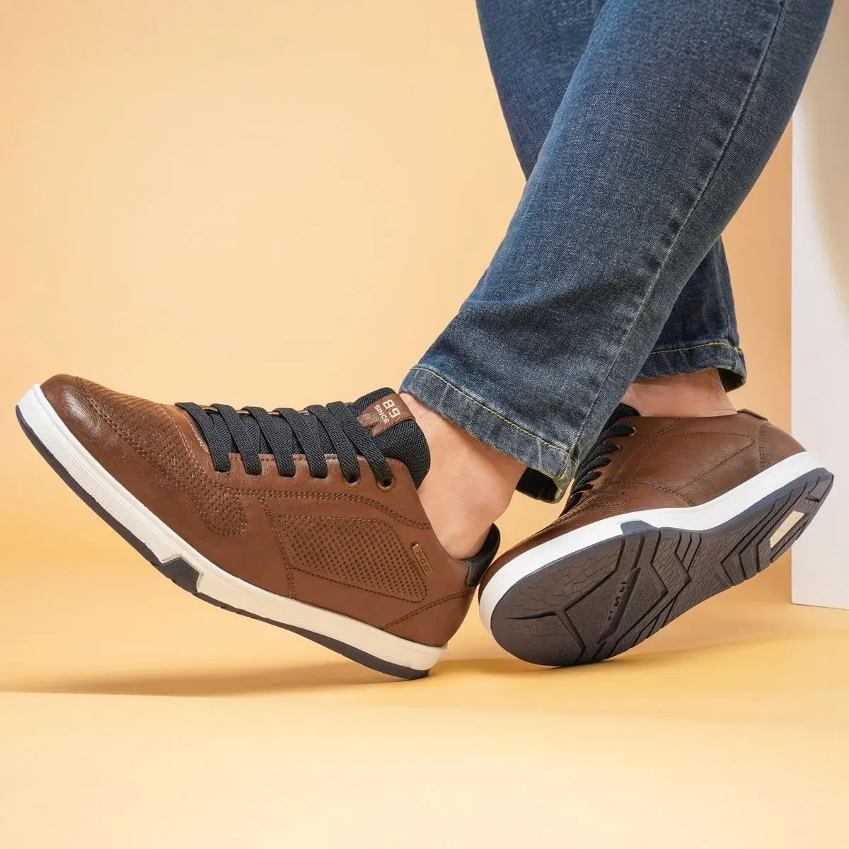 Pegada-Tenis-Casual-170428-08-Pinhao-Couro--1-