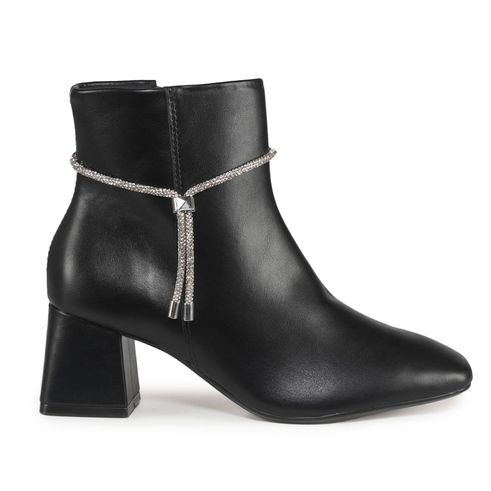 Bota-Salto-Grosso-Preta-Vizzano-Feminina