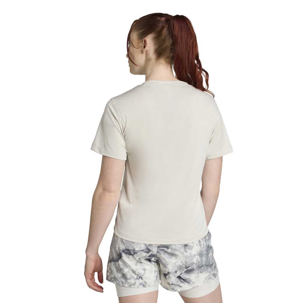 JN9606_3_APPAREL_On-Model_Back-View_white