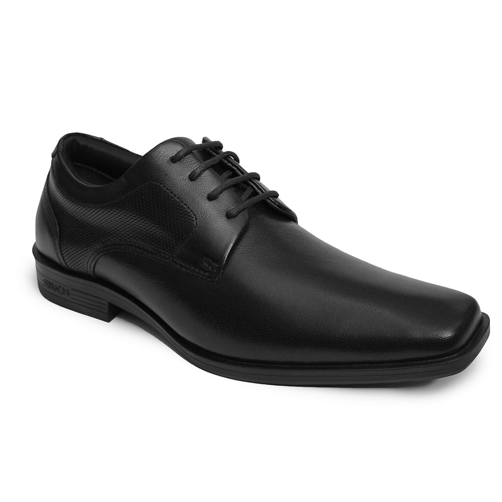 Dois sapatos sociais masculinos pretos Ferracini com cadarço e sola preta