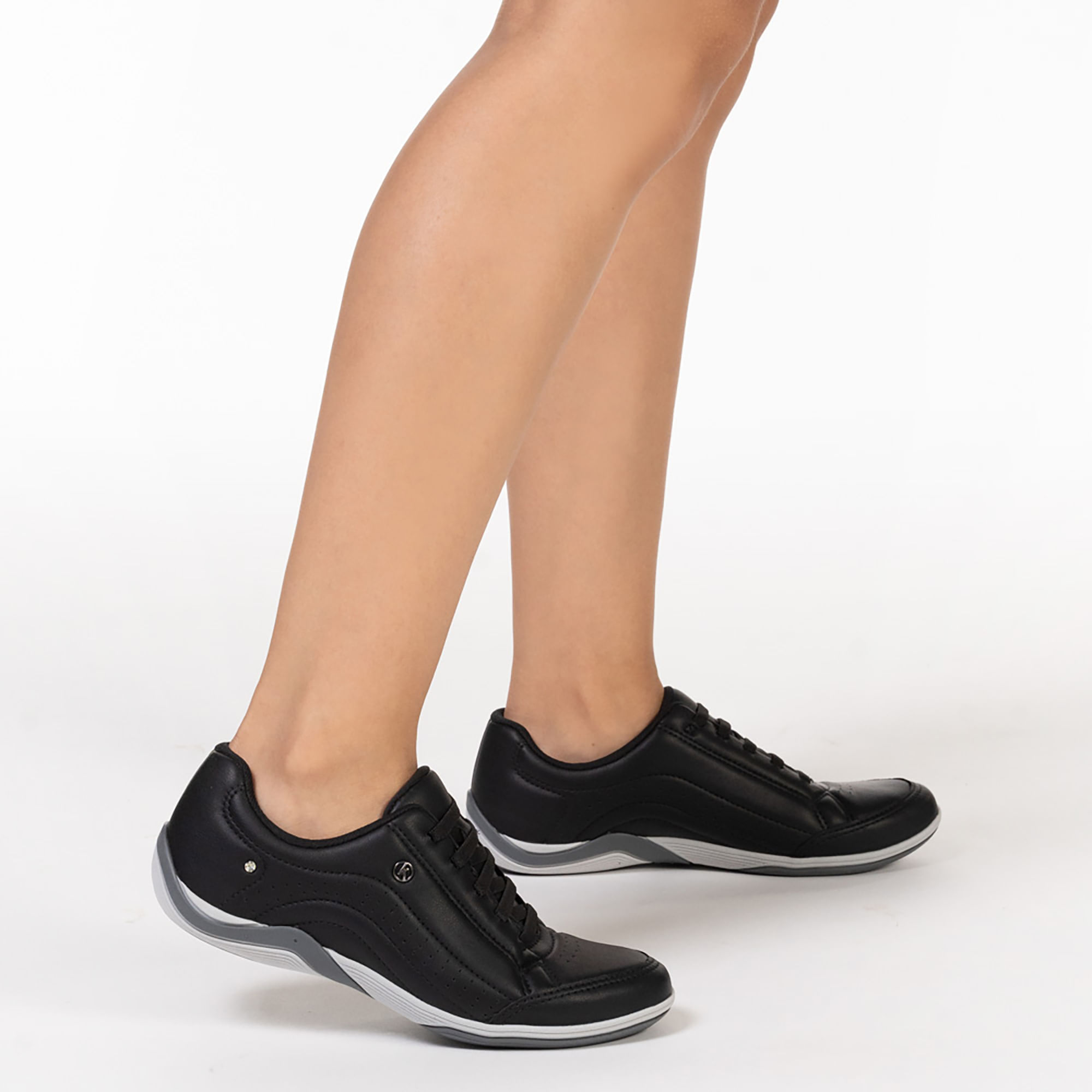 C36632385-PRETO---1-.jpg
